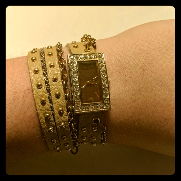 Gold double wrap fashion watch - Picture 1 of 8